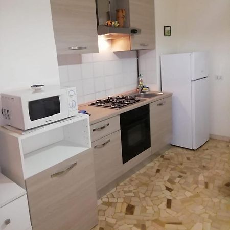 Appartamento Palmanova Vicino Alla Metropolitana 米兰 外观 照片