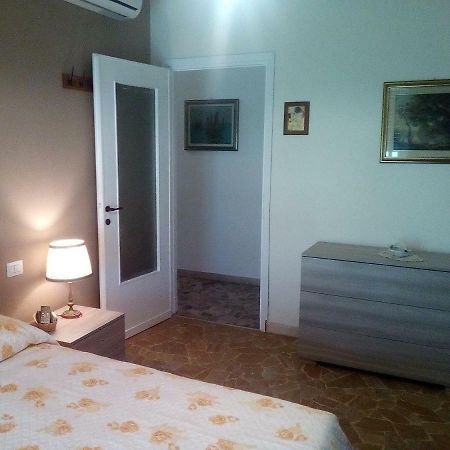 Appartamento Palmanova Vicino Alla Metropolitana 米兰 外观 照片