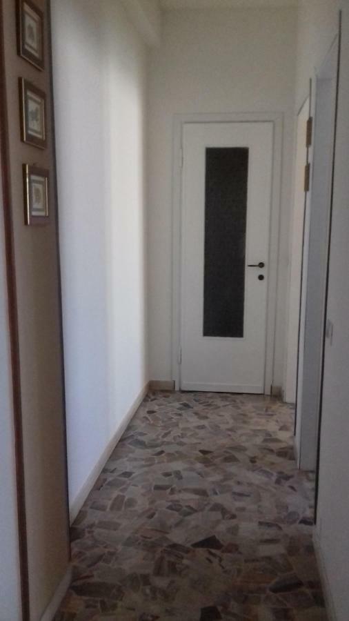 Appartamento Palmanova Vicino Alla Metropolitana 米兰 外观 照片